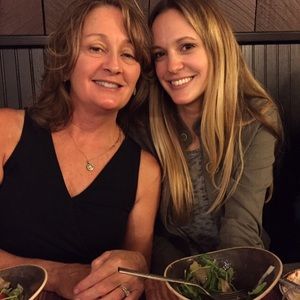 Meet your Posher, Saundra